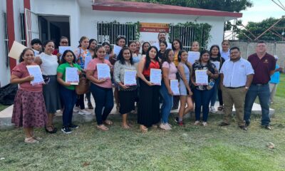 ICAT 03 PLANTEL ESCÁRCEGA HACE ENTREGA DE CONSTANCIAS POR TERMINO DE LOS CURSOS DEL CAMPO FORMATIVO IMAGEN Y BIENESTAR PERSONAL