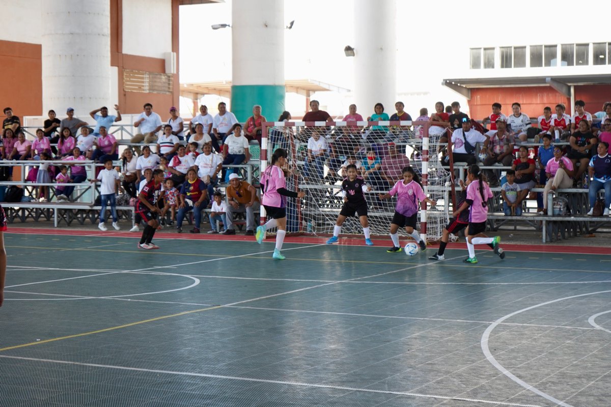 ALUMNOS DE CIUDAD DEL SOL, CHAMPOTÓN Y DEL MUNICIPIO DE CAMPECHE, REPRESENTARÁN AL ESTADO EN FINAL NACIONAL DEL TORNEO FOOTBALL FOR SCHOOLS ORGANIZADO POR LA FIFA