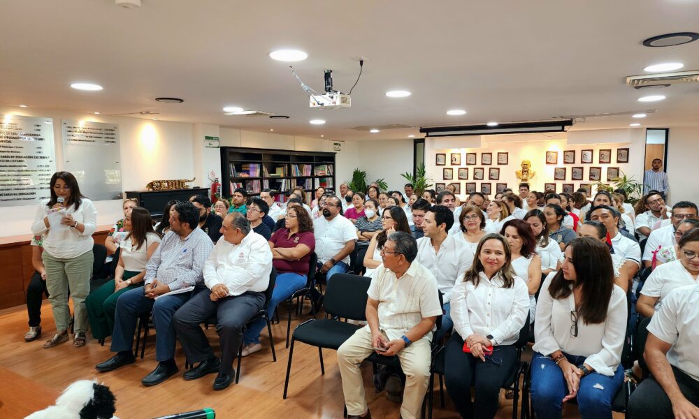 REALIZA SEDUC FANDANGO POR LA LECTURA CON PERSONAL DE LA DEPENDENCIA