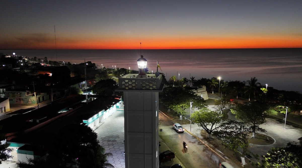 APICAM MODERNIZA ILUMINACIÓN Y TRABAJOS COMPLEMENTARIOS DEL FARO DE CHAMPOTÓN