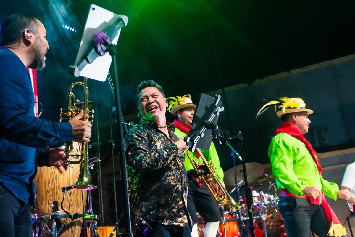 LILA DOWNS TRANSFORMA EL CENTRO HISTÓRICO DE CAMPECHE EN UNA FIESTA DE AMOR Y TRADICIÓN