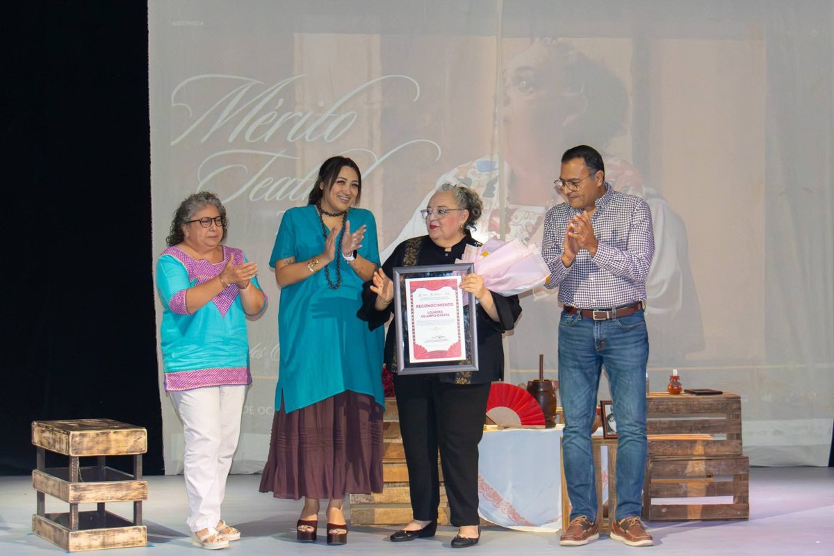 CAMPECHE CELEBRA EL DÍA MUNDIAL DEL TEATRO CON HOMENAJE A LA MAESTRA LOURDES OCAMPO GARCÍA