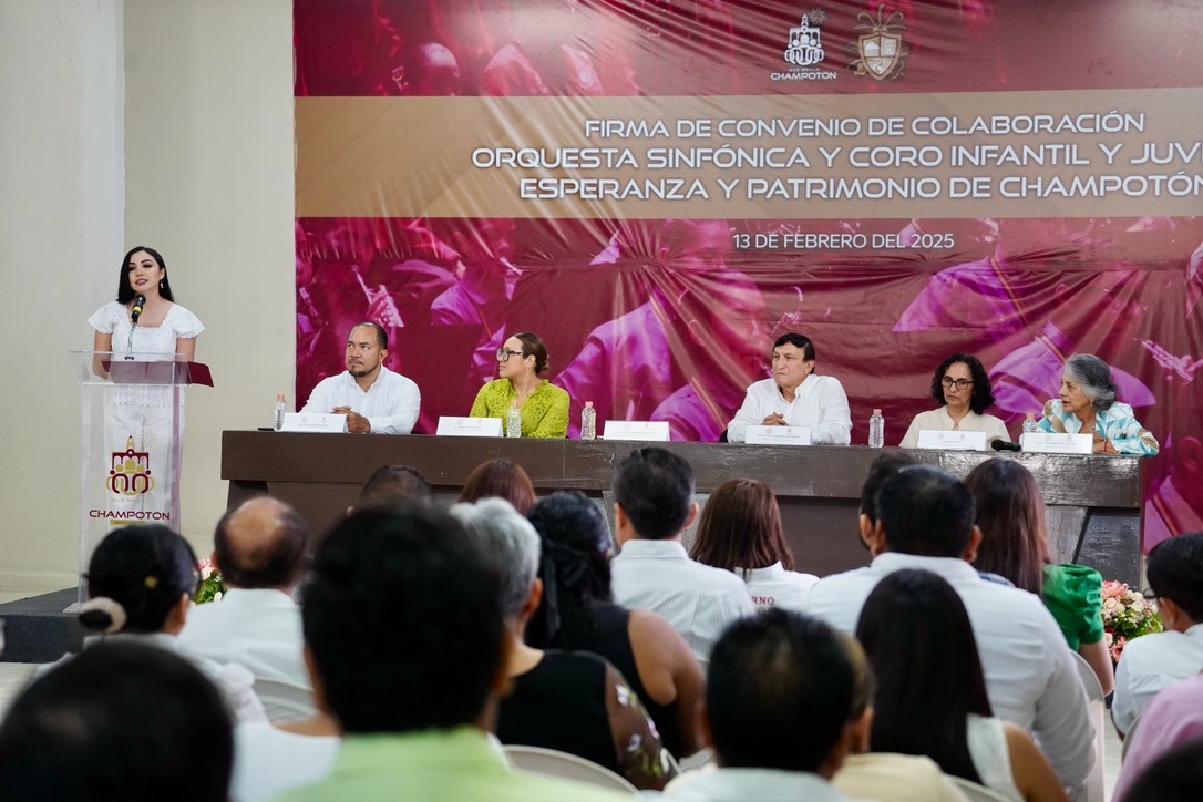 FIRMAN CONVENIO DE COLABORACIÓN PARA CONTINUACIÓN DE PROYECTO DE ORQUESTA SINFÓNICA Y COROS INFANTILES EN CHAMPOTÓN