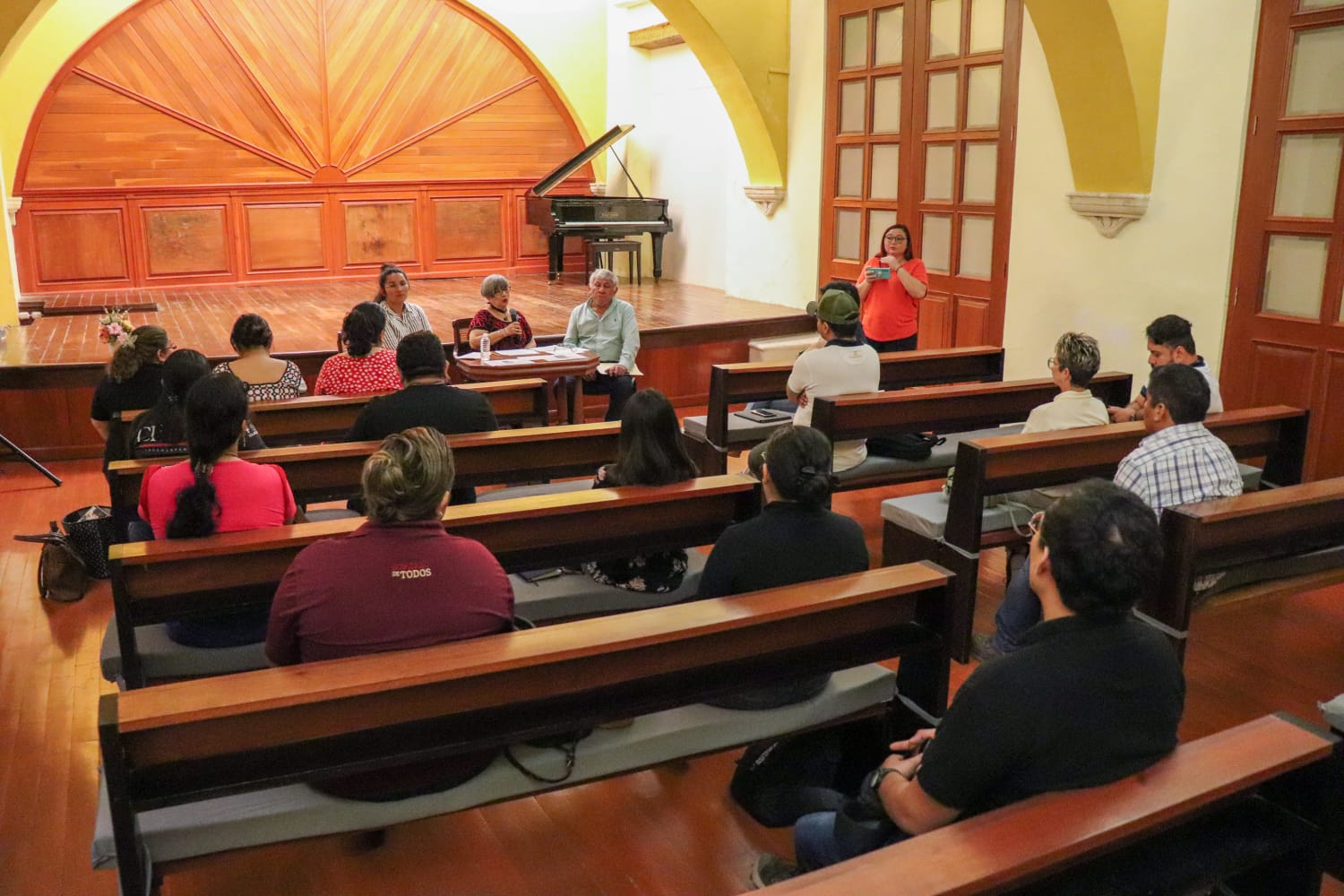 APCEC SOCIALIZA PROYECTO DE REHABILITACIÓN DEL CENTRO HISTÓRICO CON EMPRESARIOS DEL SECTOR HOTELERO Y RESTAURANTERO