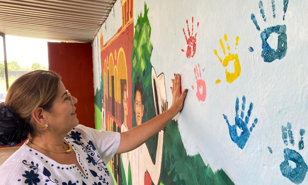 BIENESTAR INAUGURA ESPACIOS REHABILITADOS Y ENTREGA APOYOS A GRUPOS VULNERABLES DE CALKINÍ