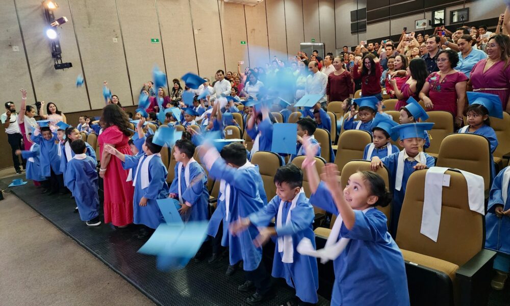 EGRESA PRIMERA GENERACIÓN DEL GK FOUNDATION BILINGUAL PUBLIC KINDERGARTEN “EL HUERTO DE LA ILUSIÓN”
