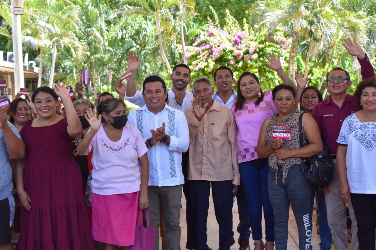 ENTREGAN APOYOS DEL PROGRAMA “HOGARES EN BIENESTAR” EN CALKINÍ, DZITBALCHÉ Y HECELCHAKÁN