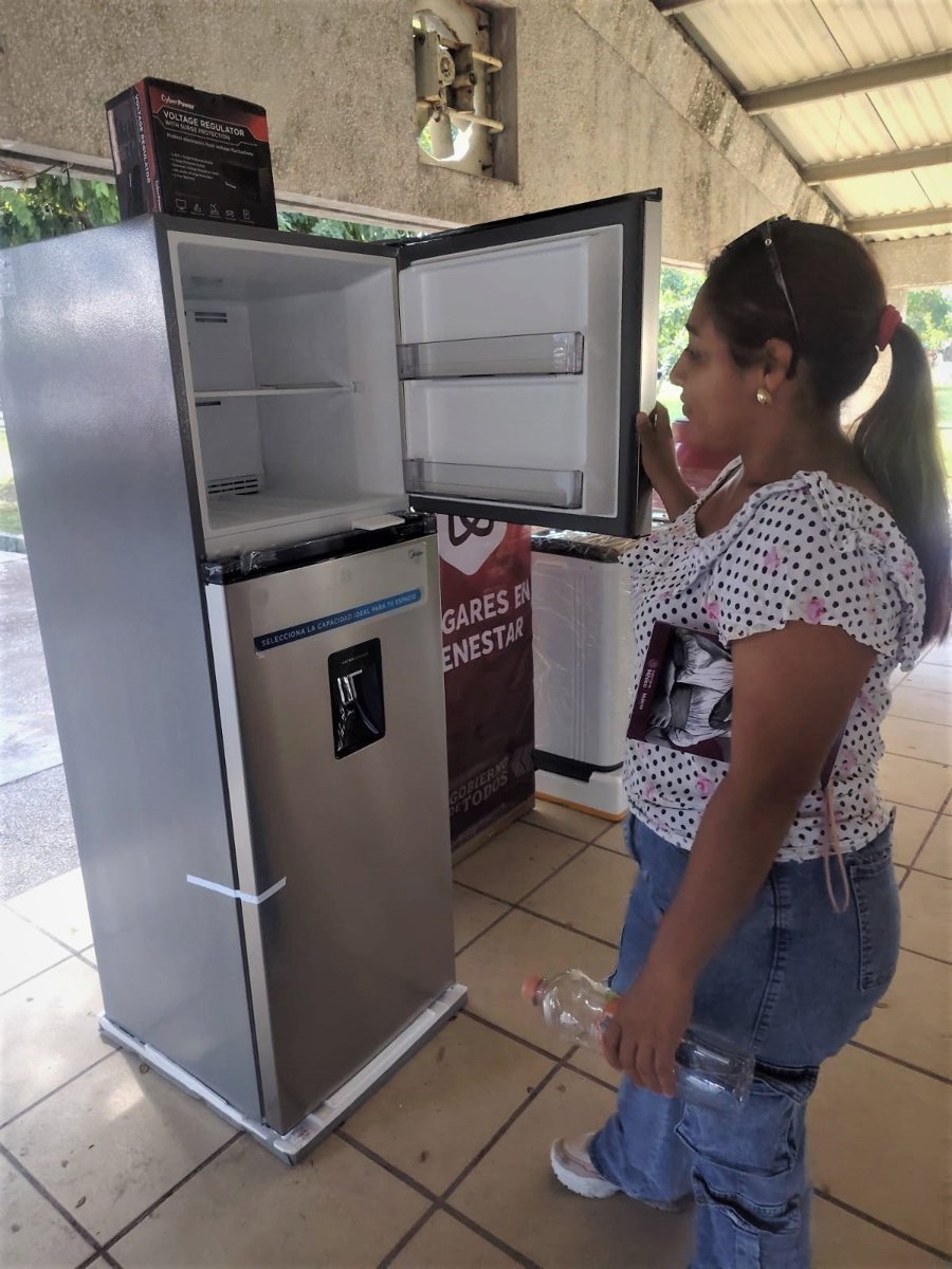 HOGARES EN BIENESTAR RESPALDA A FAMILIAS DE PALIZADA