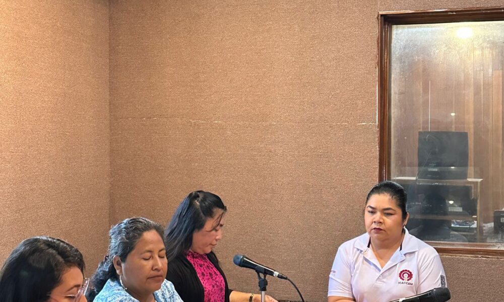 "PARTICIPACIÓN DEL ICAT PLANTEL XPUJIL EN PROGRAMA DE RADIO"