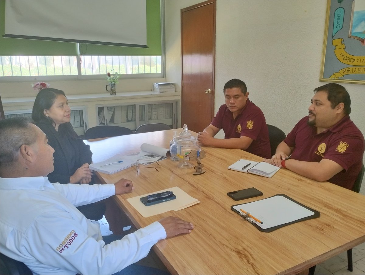 "ICAT CARMEN Y UNACAR IMPULSAN LA FORMACIÓN DE FUTUROS PROFESIONISTAS"