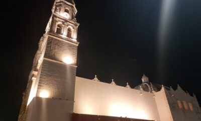 TRABAJOS DE ILUMINACIÓN EN EL CENTRO HISTÓRICO Y BARRIOS TRADICIONALES RESALTAN BELLEZA ARQUITECTÓNICA DE CAMPECHE
