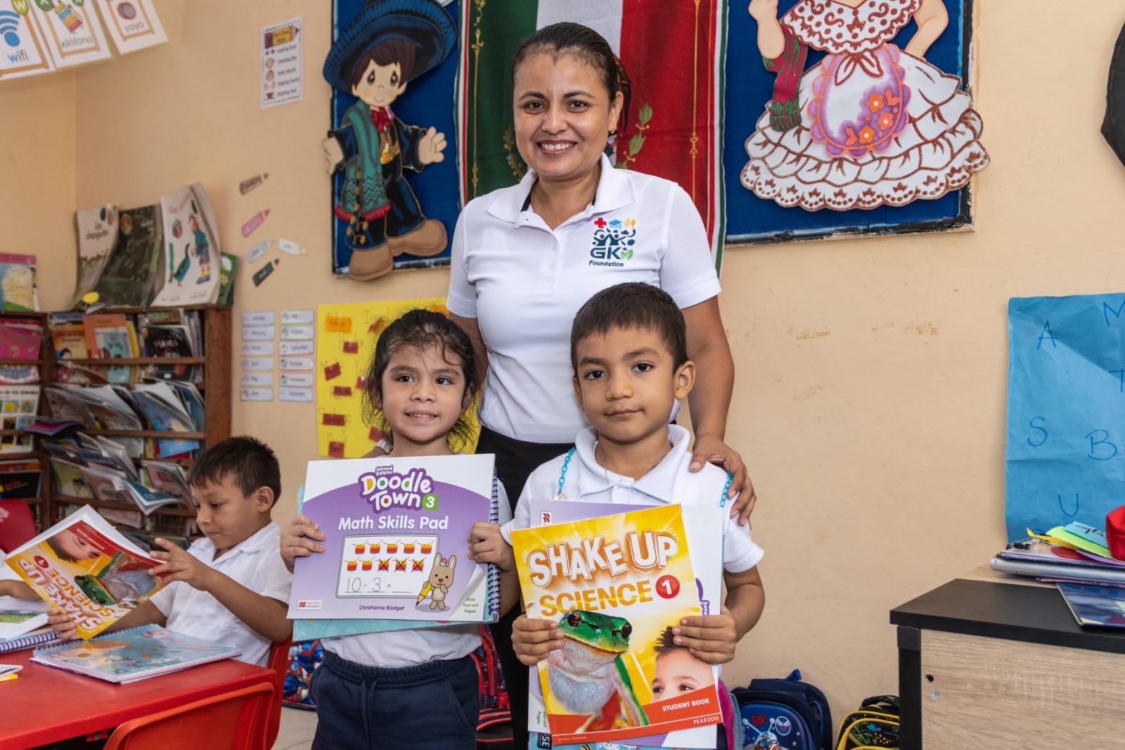 SUMAN MÁS ALUMNOS BENEFICIADOS CON EL PROGRAMA DE EDUCACIÓN BILINGÜE DE LA FUNDACIÓN GK