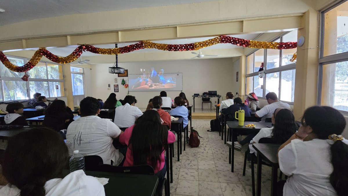 IMPARTEN PLÁTICAS PARA LA PREVENCIÓN DEL EMBARAZO EN ADOLESCENTES Y DE LA VIOLENCIA A TRAVÉS DEL PROGRAMA DE JOVEN A JOVEN