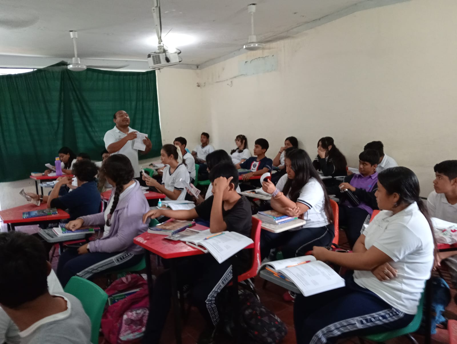 CONTINÚA COBACAM PROMOCIÓN DE SU OFERTA EDUCATIVA