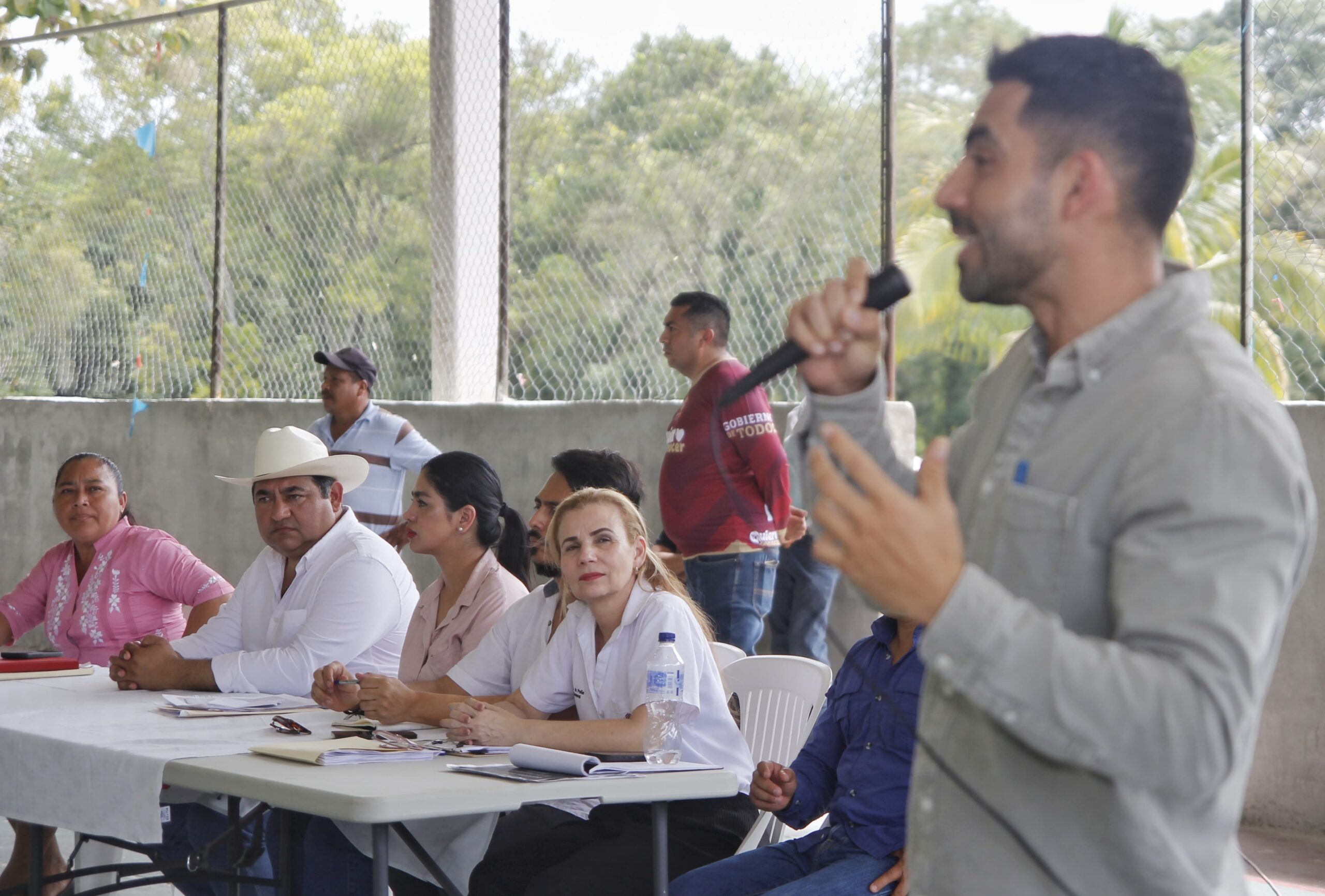 LLEVAN PROGRAMAS DEL GOBIERNO DE TODOS A LOCALIDADES DE CANDELARIA