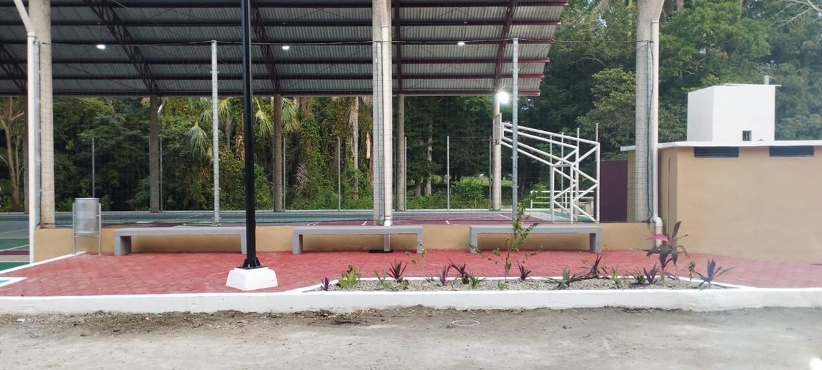MANTENIMIENTO DE CANCHA EN SANTA ISABEL, PALIZADA