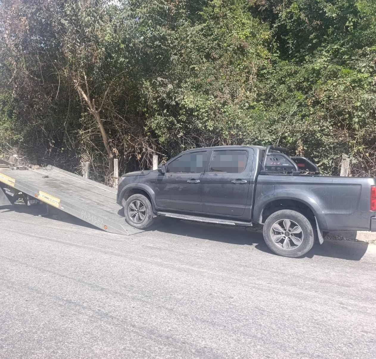 SPSC ASEGURA PRESUNTA DROGA Y MOTOCICLETA EN AMPLIACIÓN SAMULÁ
