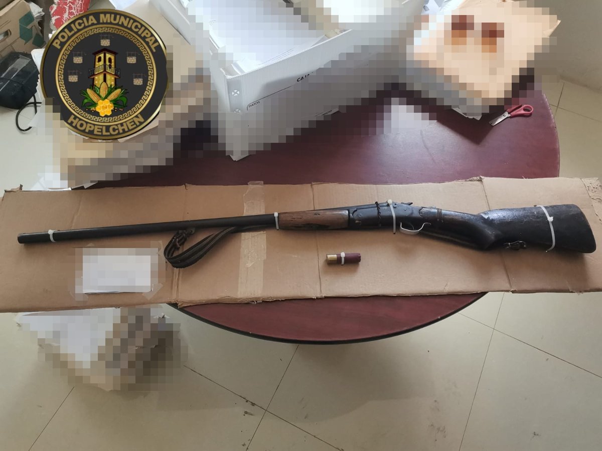 SPSC ASEGURA PRESUNTA ARMA DE FUEGO EN HOPELCHÉN