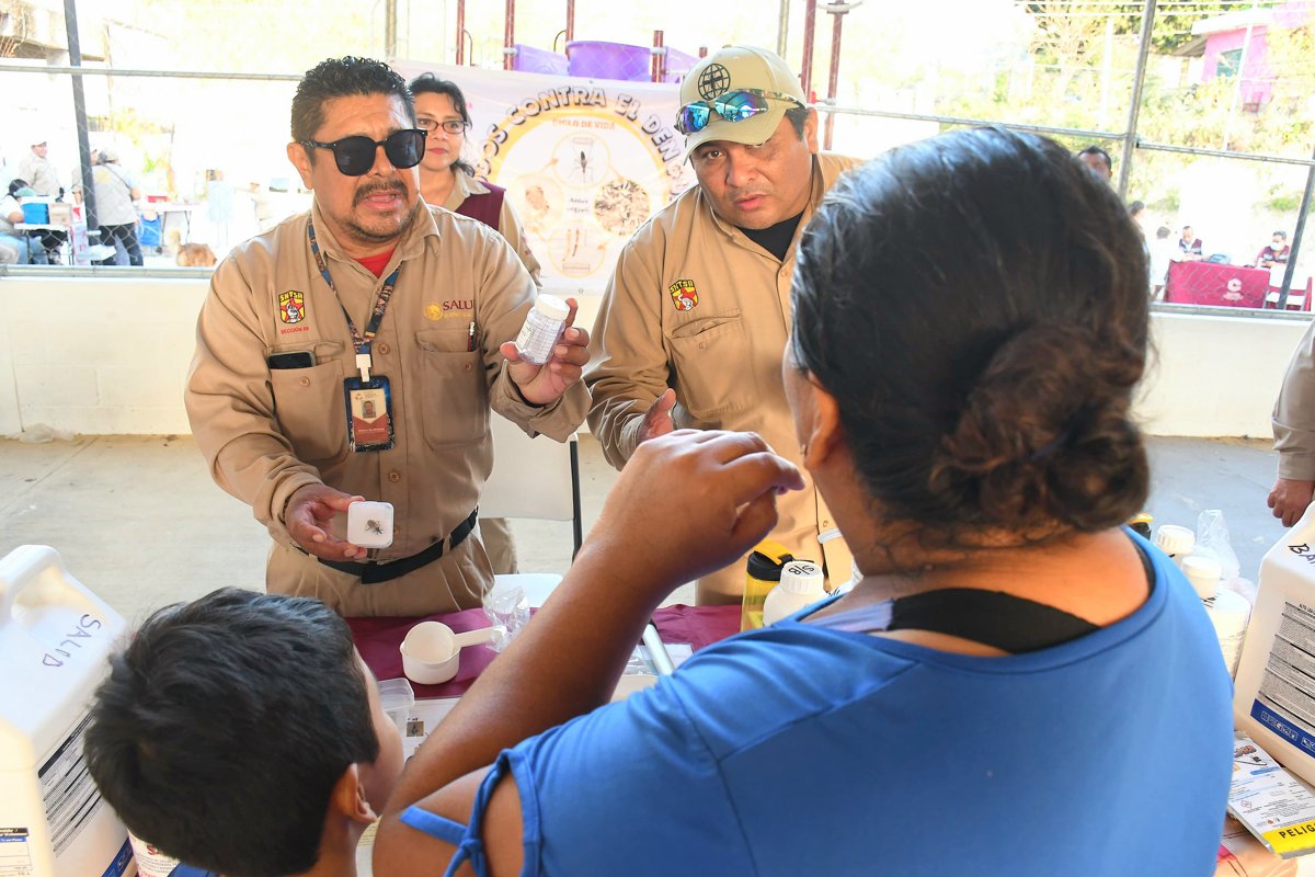 SERVICIOS GRATUITOS DE SALUD EN TU BARRIO EN LA COLONIA KANISTÉ