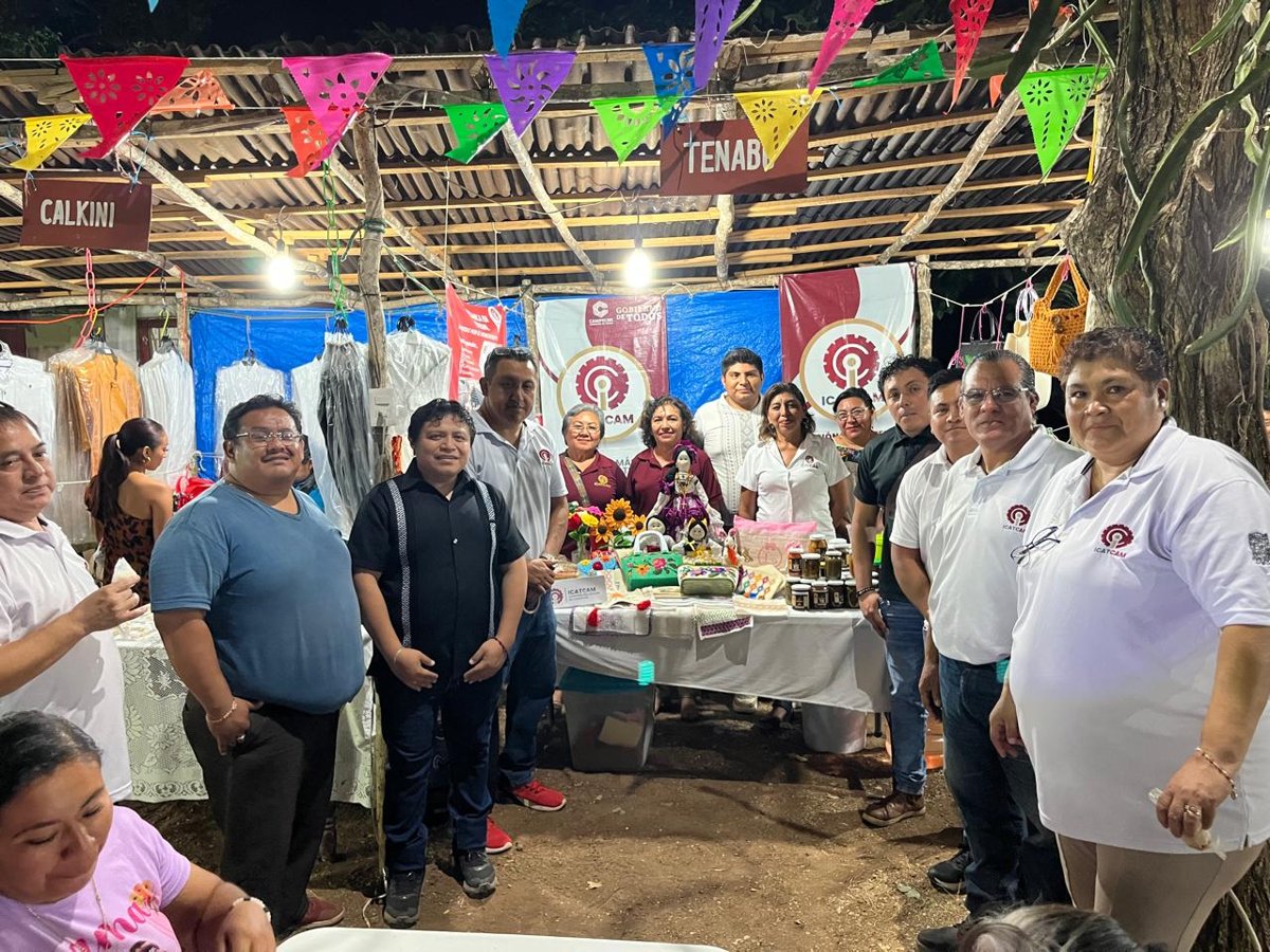 ICAT ACCIÓN MÓVIL DE TENABO PRESENTE EN LA INAGURACIÓN DE LA FERIA ARTESANAL DEL MUNICIPIO DE TENABO