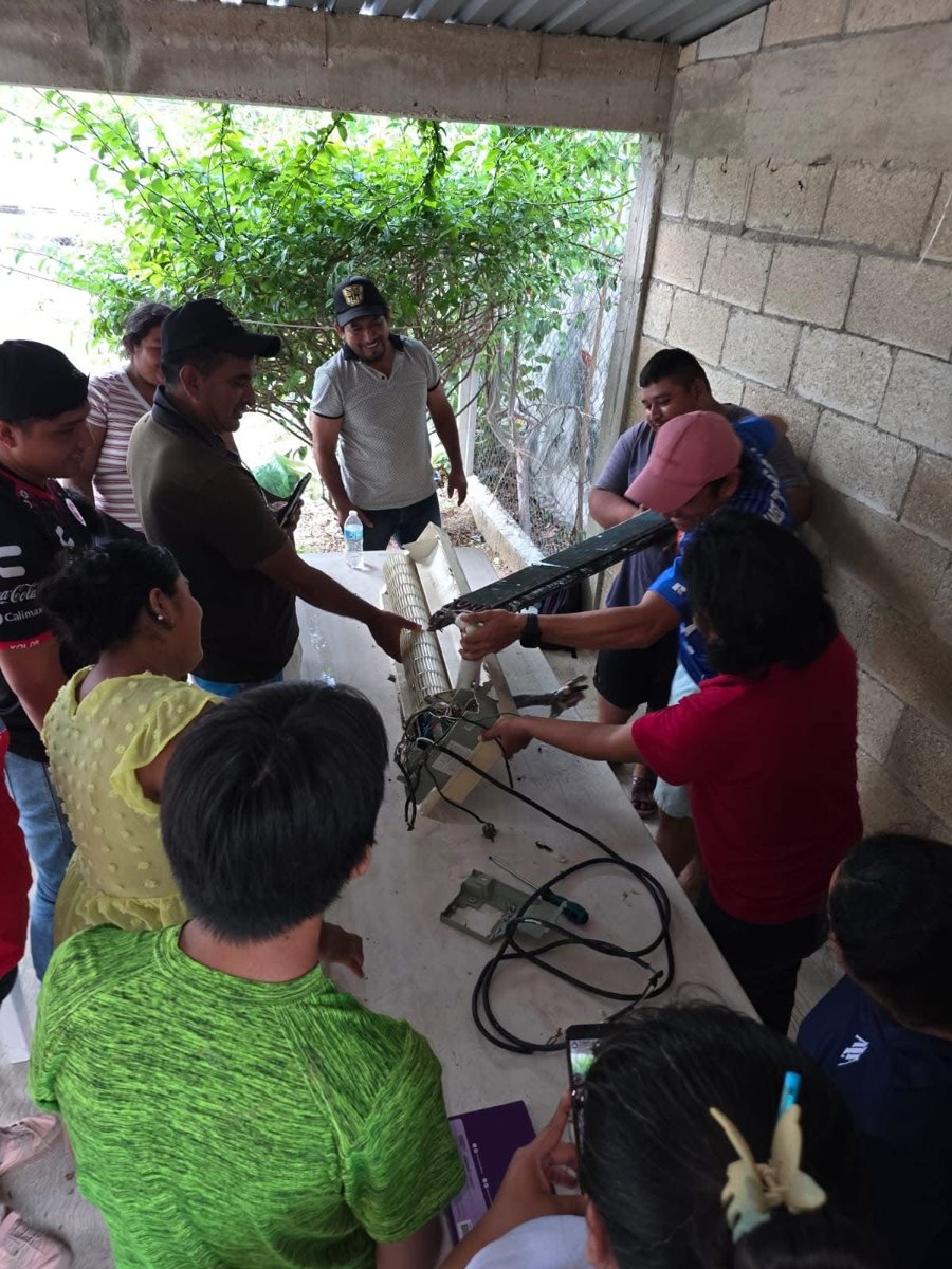 CONALEP CAMPECHE BRINDA CAPACITACION SOCIAL EN VILLAMADERO, SEYBAPLAYA