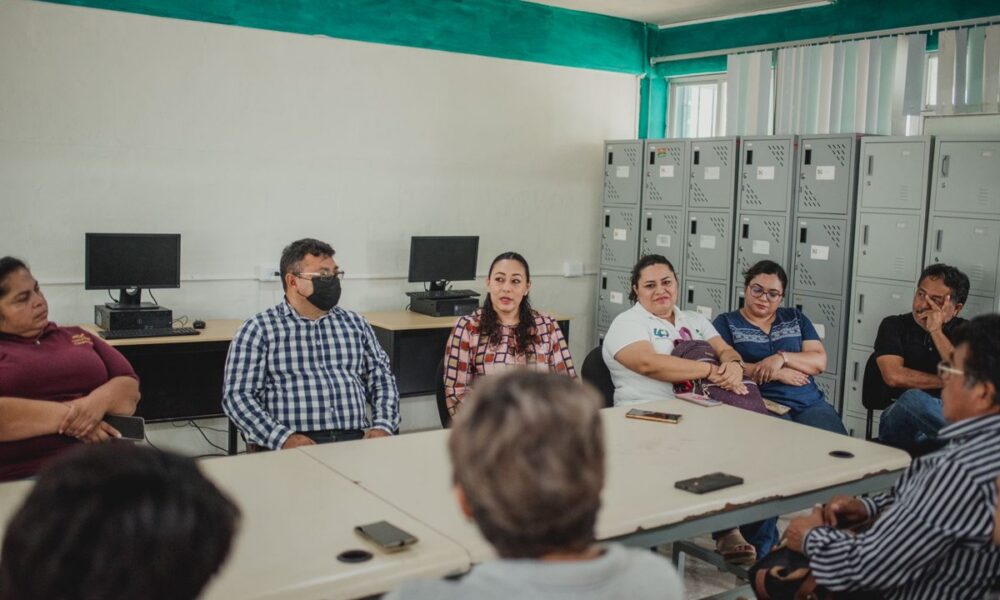REHABILITACION SALA DE MAESTROS PLANTEL CAMPECHE