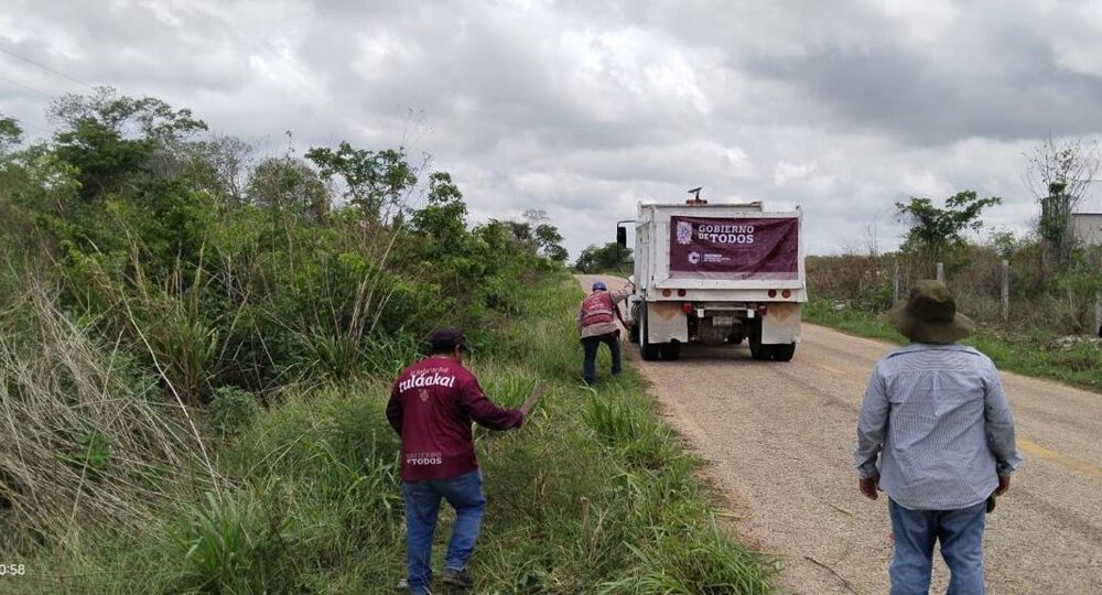 TRABAJOS EN TRAMO CARRETERO TIXMUCUY- CHINÁ