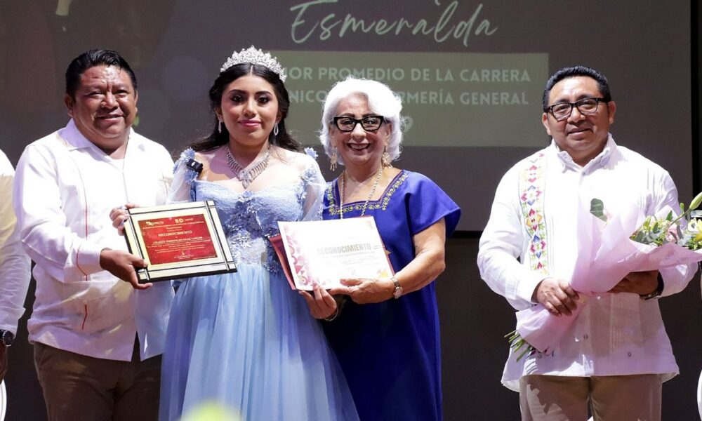 SE GRADUAN 261 JÓVENES DEL CECYTEC, PLANTEL POMUCH