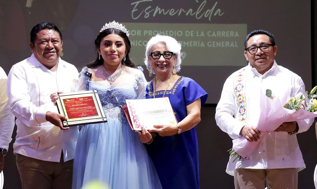 SE GRADUAN 261 JÓVENES DEL CECYTEC, PLANTEL POMUCH