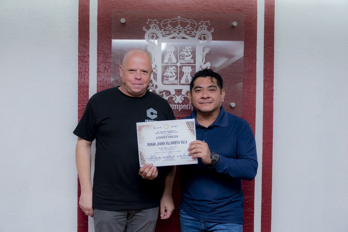 FINALIZA CURSO EN MAYA