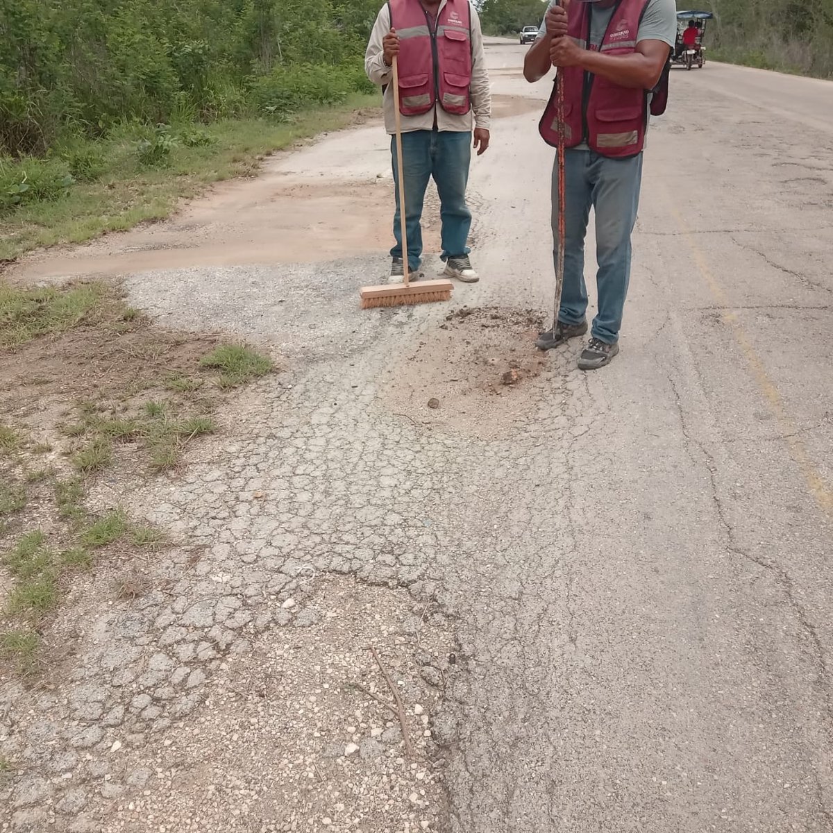 BACHEO EN TRAMO CARRETERO HECELCHAKÁN- ZODZI