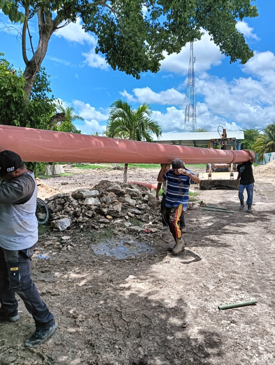 AVANCE EN LA RECONSTRUCCIÓN DE PARQUE EN LA LOCALIDAD DE MAMANTEL, CARMEN