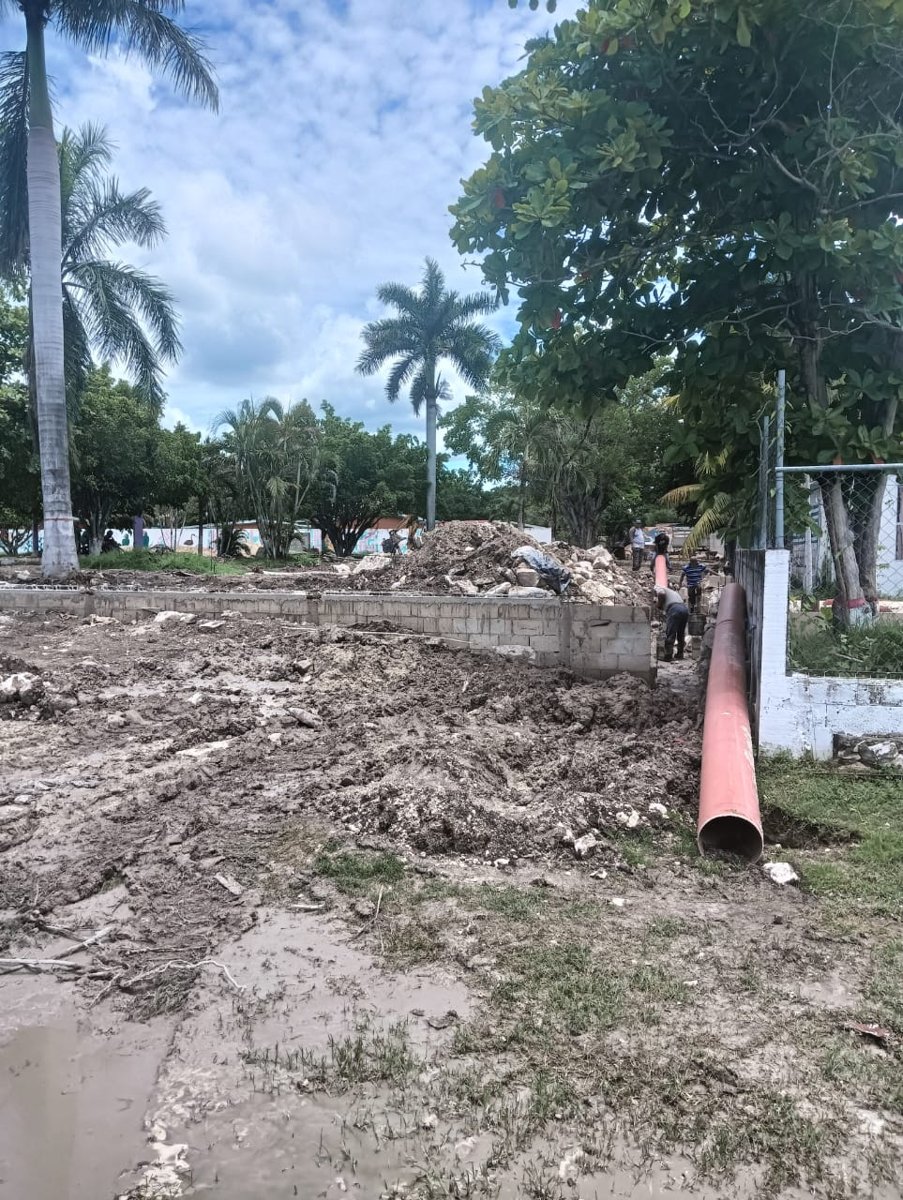 AVANCE EN LA RECONSTRUCCIÓN DE PARQUE EN LA LOCALIDAD DE MAMANTEL, CARMEN