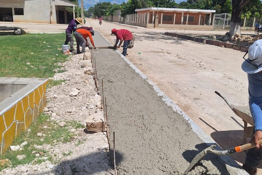 RECONSTRUCCIÓN DEL CAMINO E.C (CARRETERO FEDERAL 188 KM 21+500) SANTO DOMINGO KESTE, CHAMPOTÓN