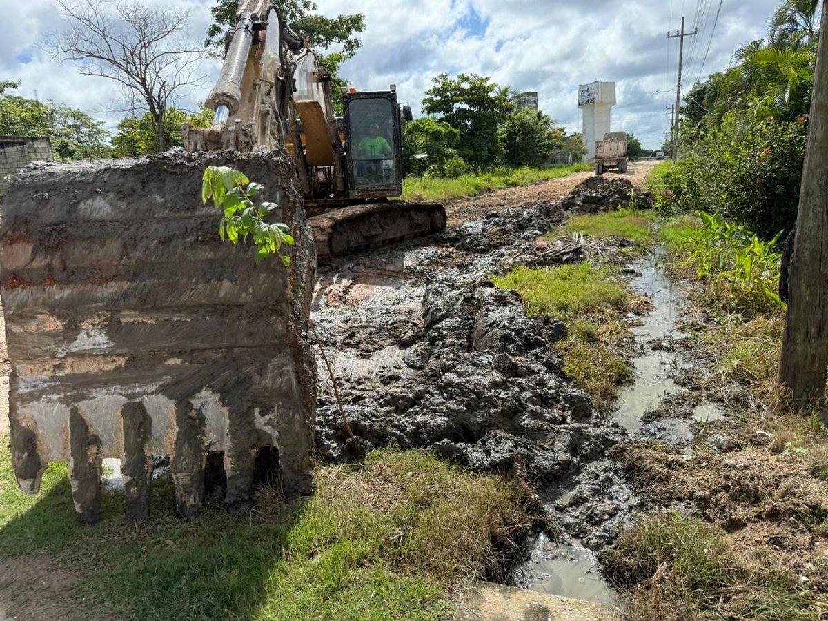 PAVIMENTACIÓN Y MANTENIMIENTO DE DIVERSAS CALLES EN LA LOCALIDAD DE AGUACATAL, MUNICIPIO DE CARMEN