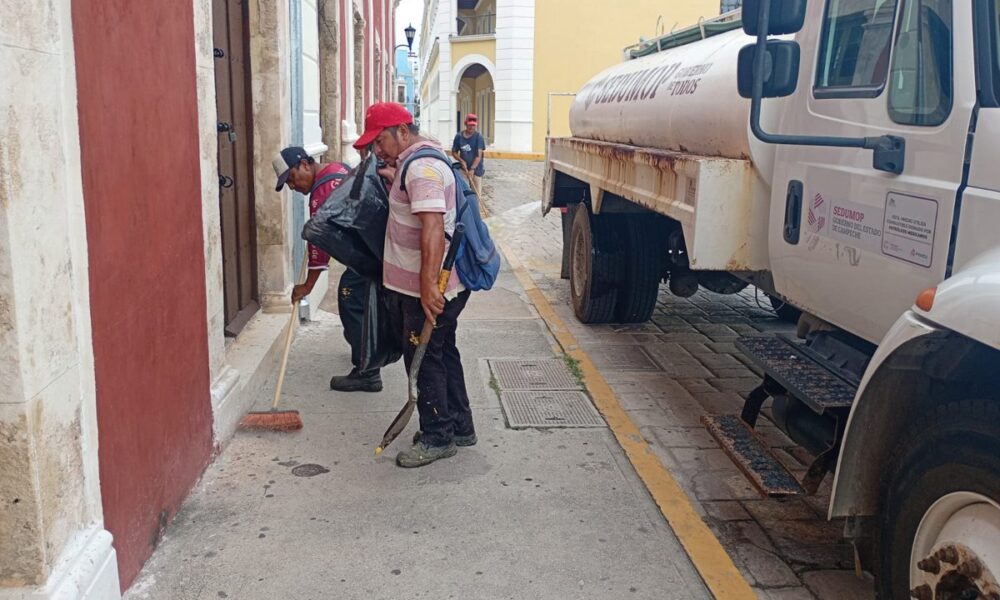 LIMPIEZA EN EL CENTRO HISTÓRICO