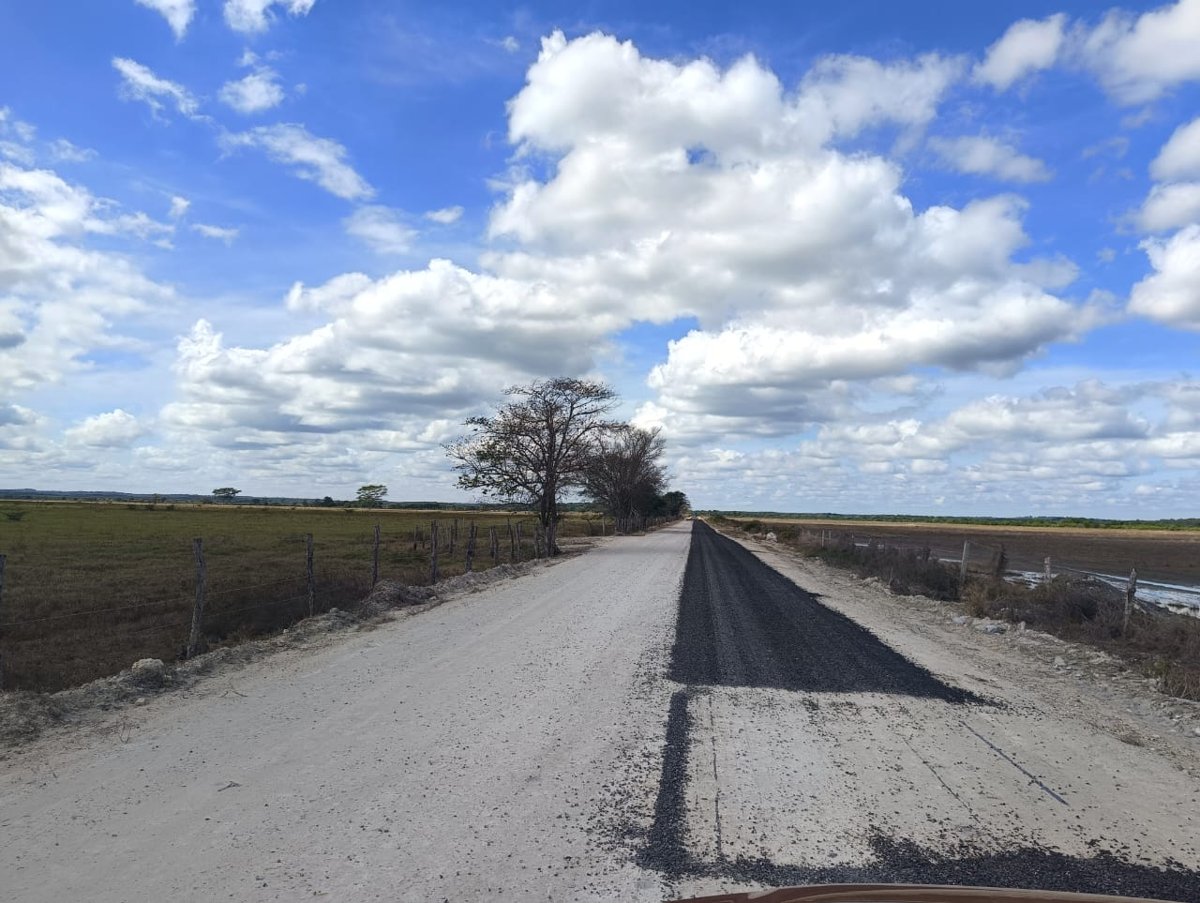 AVANCE DE MANTENIMIENTO DEL CAMINO SAN ANTONIO YACASAY-CARLOS SALINAS DE GORTARI, CHAMPOTÓN