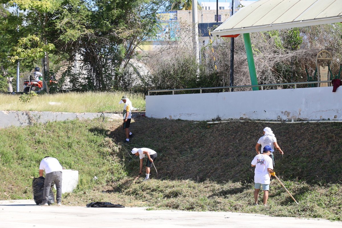 CECyTEC LLEVA A CABO JORNADA DE TEQUIO EN EL PLANTEL CAMPECHE