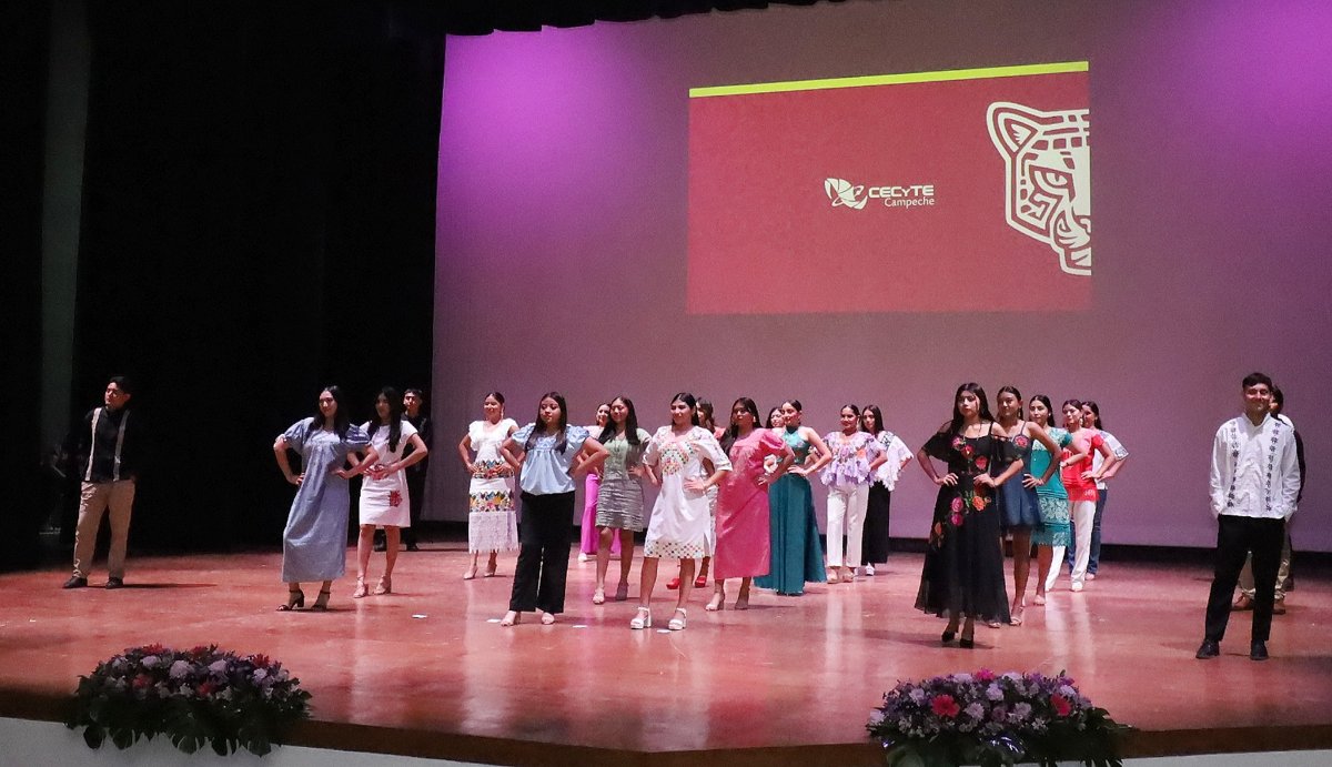 CECYTEC RINDE HOMENAJE A MUJERES EJEMPLARES DE HOPELCHÉN