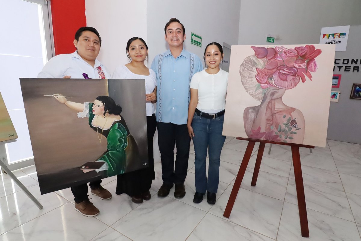CECYTEC RINDE HOMENAJE A MUJERES EJEMPLARES DE HOPELCHÉN