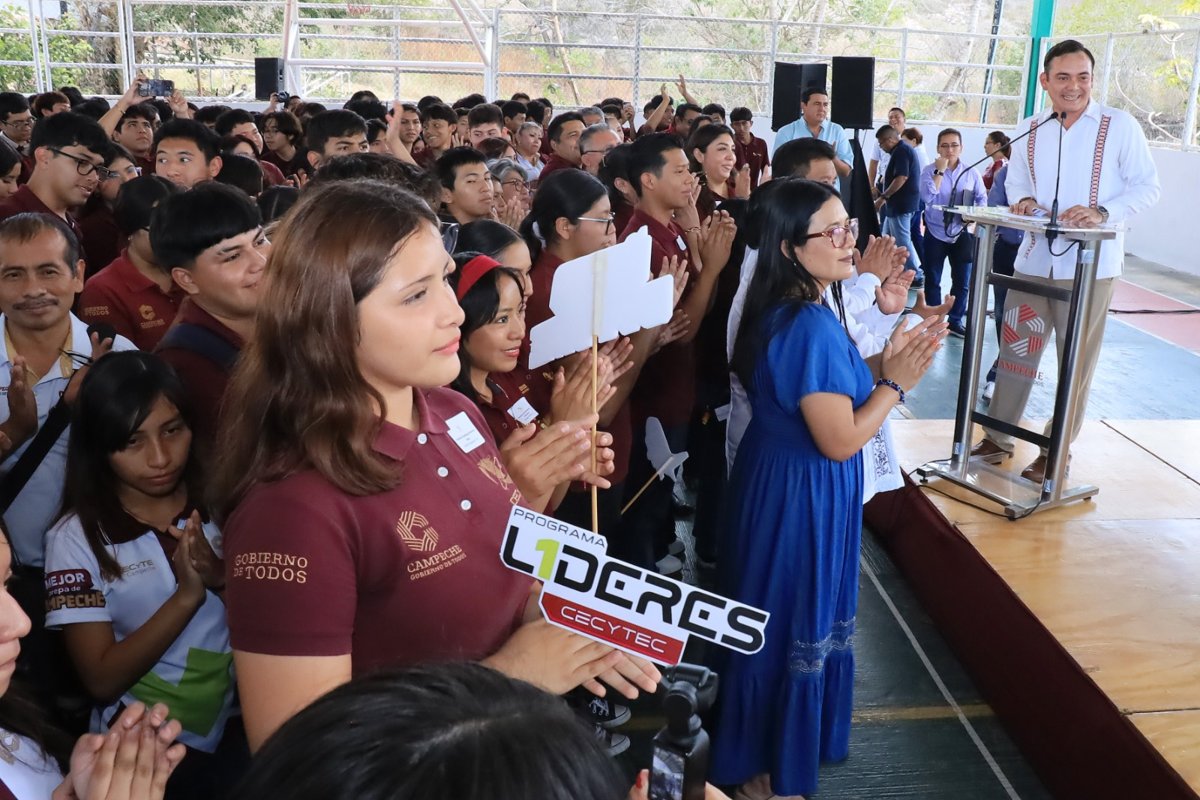 CECYTEC FIRMAN HISTÓRICO ACUERDO DE LIBRE TRÁNSITO ESTUDIANTIL EN CAMPECHE
