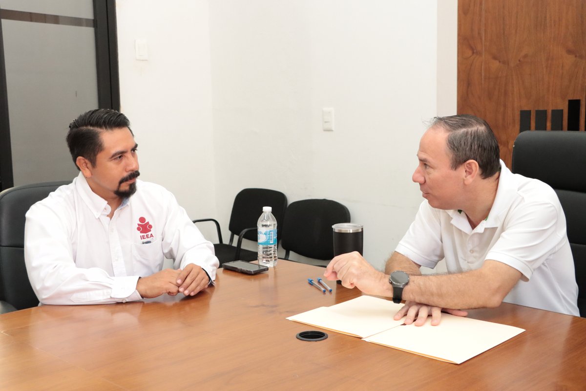 FIRMA IEEA ALIANZA CON INFOCAM POR LA EDUCACIÓN PARA JÓVENES Y ADULTOS