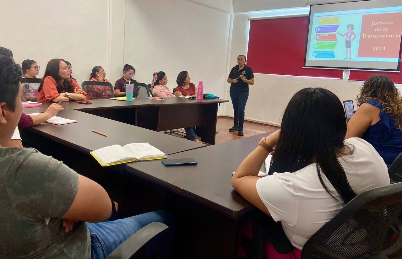 TERMINA CURSO “JORNADA DE LA TRANSPARENCIA” A PERSONAL DEL INDECAM