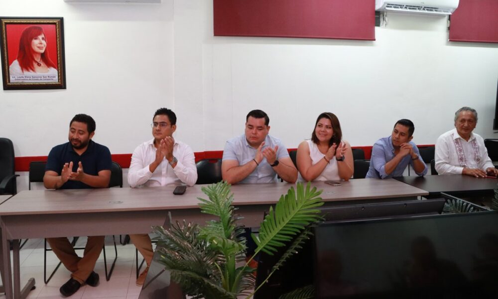 IEEA FIRMA CONVENIO CON INJUCAM A FAVOR DE LA EDUCACIÓN DE JÓVENES Y ADULTOS