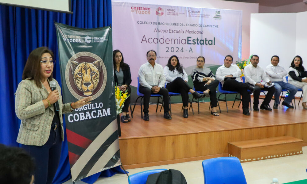 DOCENTES DEL COBACAM REALIZAN PRODUCTOS ACADÉMICOS PARA FORTALECER EL TRABAJO EN EL AULA