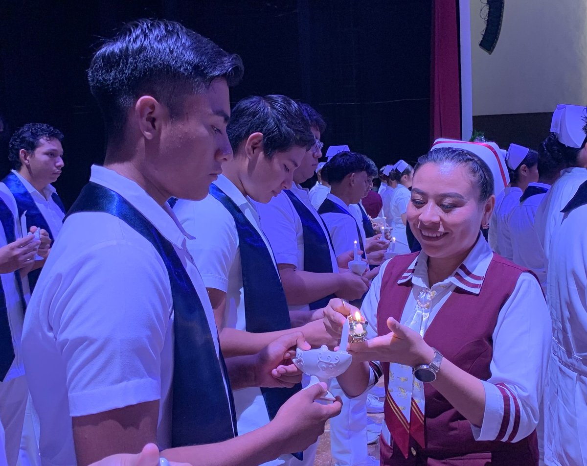 PROFESIONALIZA CECyTEC CERCA DE CIEN JÓVENES ENFERMERAS Y ENFERMEROS