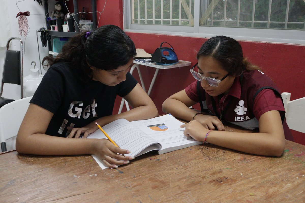 “538 PERSONAS VOLUNTARIAS CON SUBSIDIO (PVS) COLABORARÁN EN LA PRESTACIÓN DE LOS SERVICIOS EDUCATIVOS DEL INSTITUTO ESTATAL DE LA EDUCACIÓN PARA LOS ADULTOS (IEEA).”