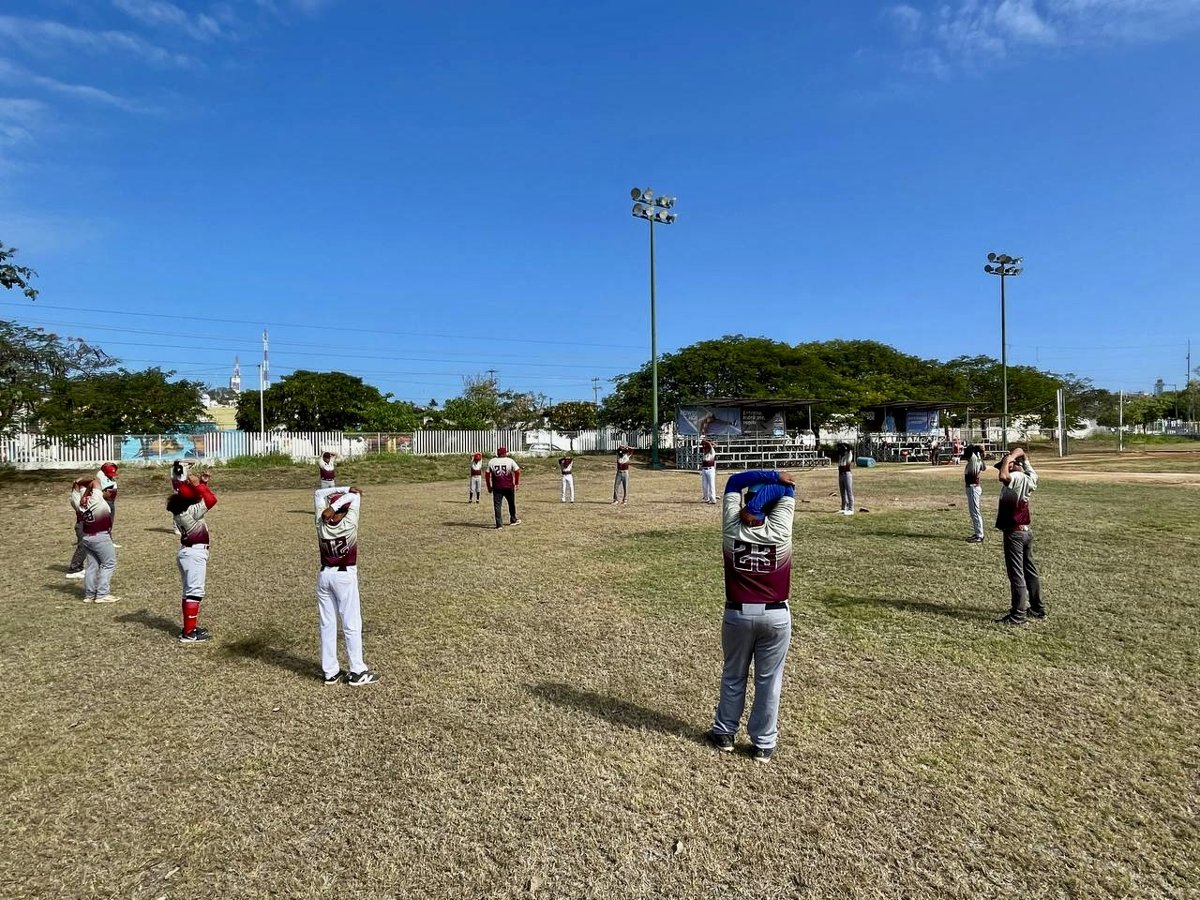 SELECCIÓN CAMPECHANA DE BÉISBOL 13-14 AÑOS SIGUE SU PREPARACIÓN RUMBO AL MACRO REGIONAL