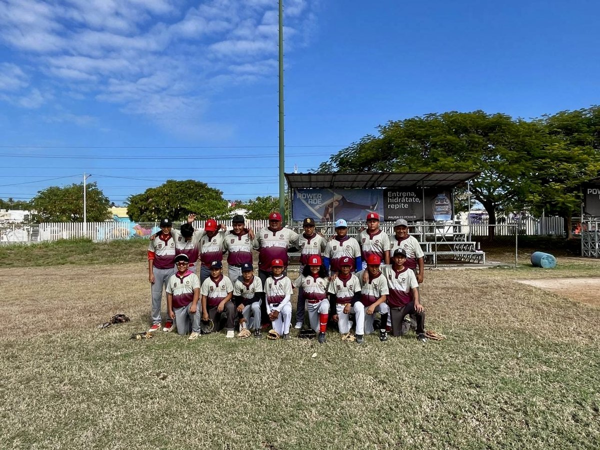 SELECCIÓN CAMPECHANA DE BÉISBOL 13-14 AÑOS SIGUE SU PREPARACIÓN RUMBO AL MACRO REGIONAL