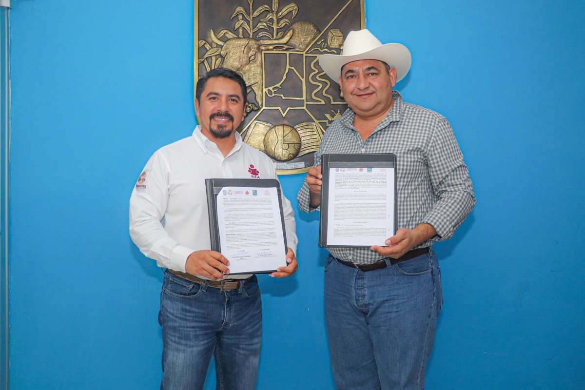 FIRMA IEEA ALIANZA CON AYUNTAMIENTO DE CANDELARIA A FAVOR DE LA EDUCACIÓN PARA LOS JÓVENES Y ADULTOS